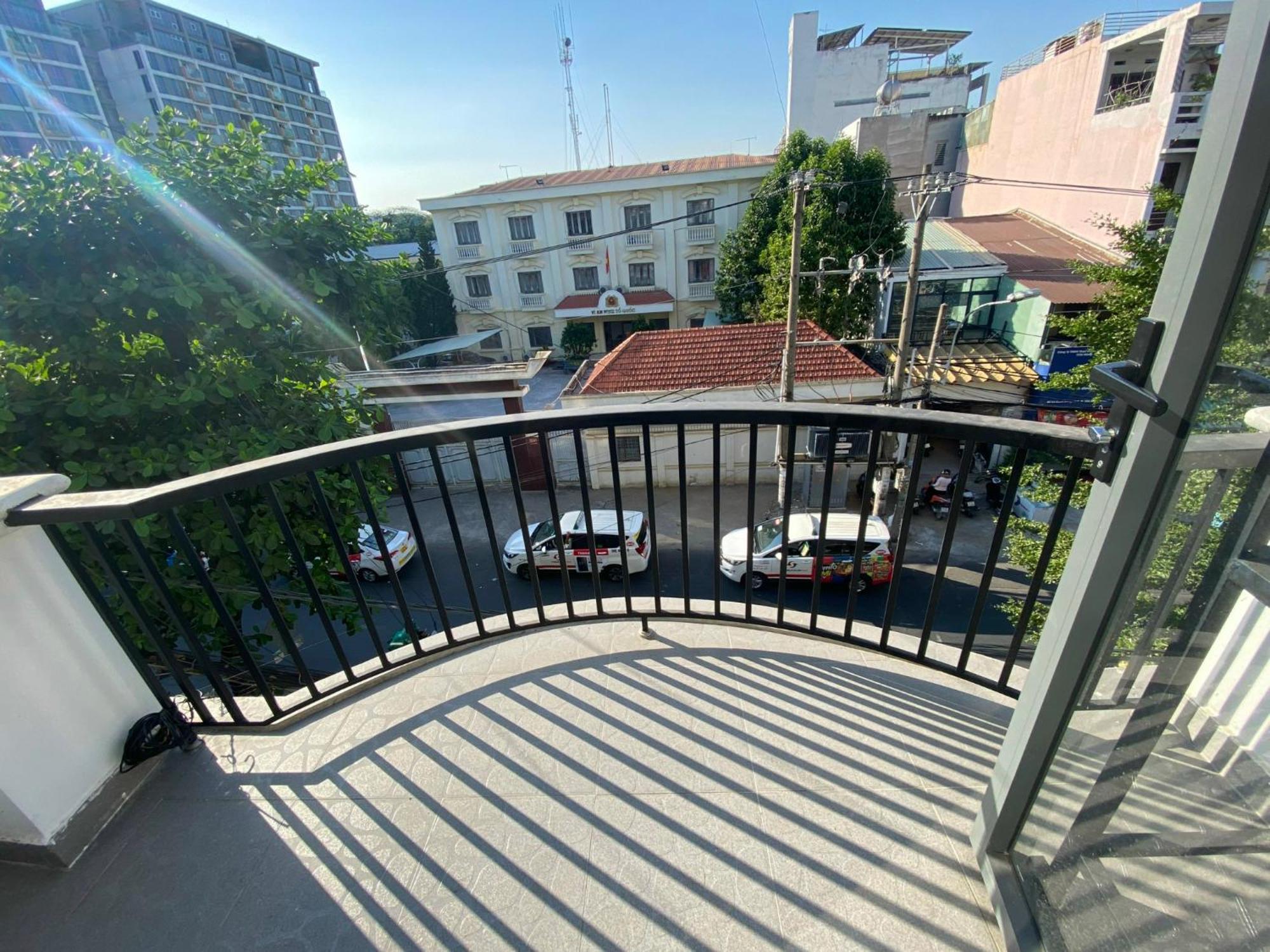 Ferienwohnung Start House Dorm Walk 5 Minutes To The Airport Ho-Chi-Minh-Stadt Exterior foto